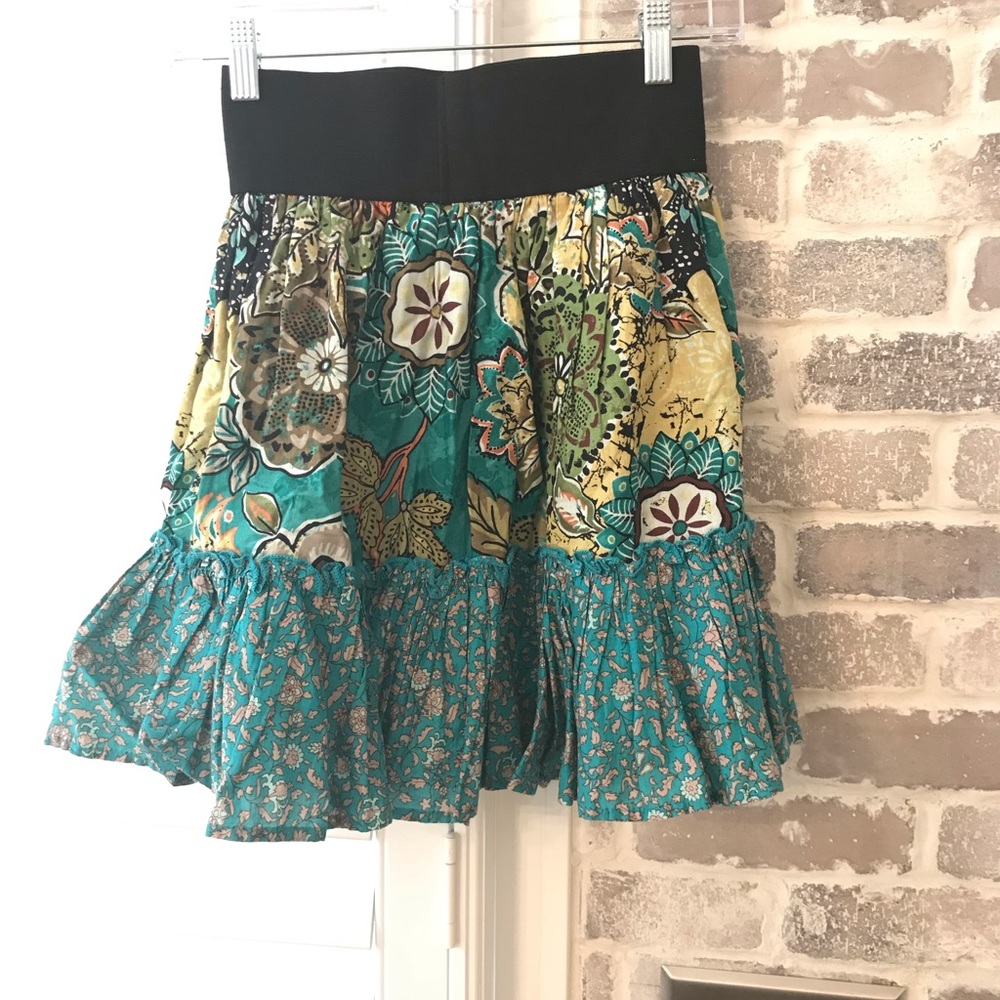 Xhilaration Blue/Green Floral Mid Length Skirt